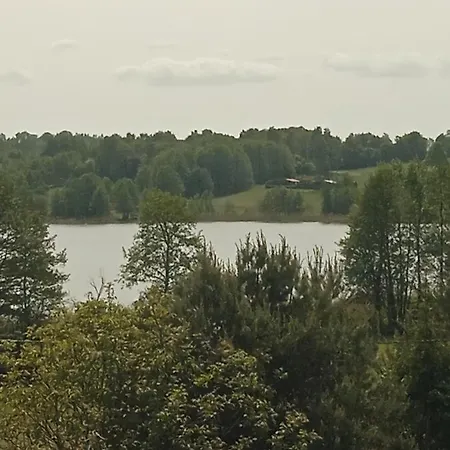 Domek U Klaudiusza Nad Jeziorem